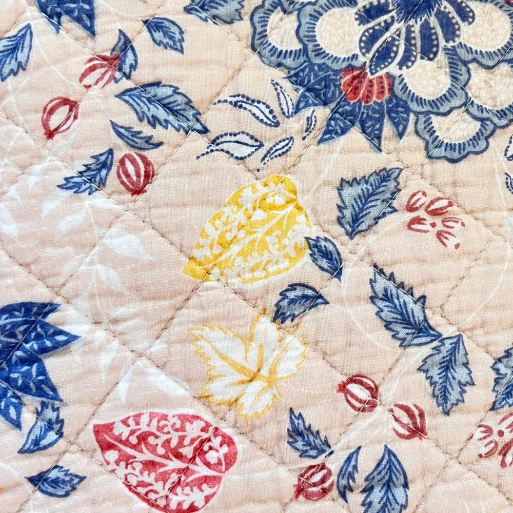 Rachel Ashwell type quilt